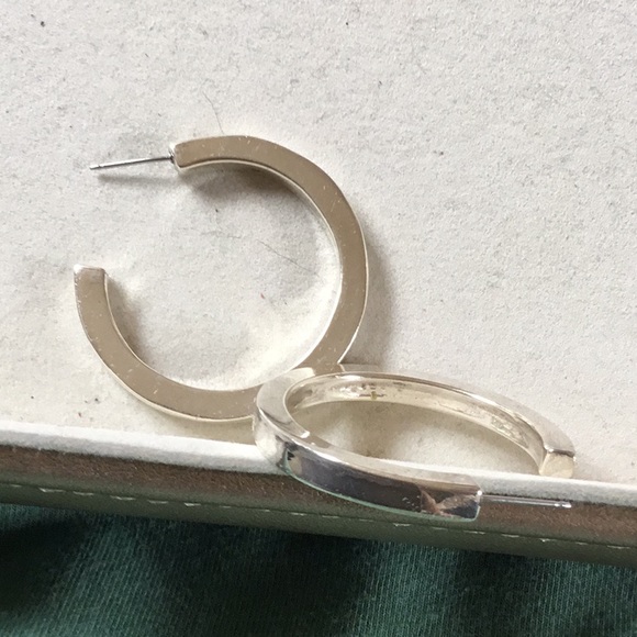 Classic Medium Hoops - Picture 2 of 3